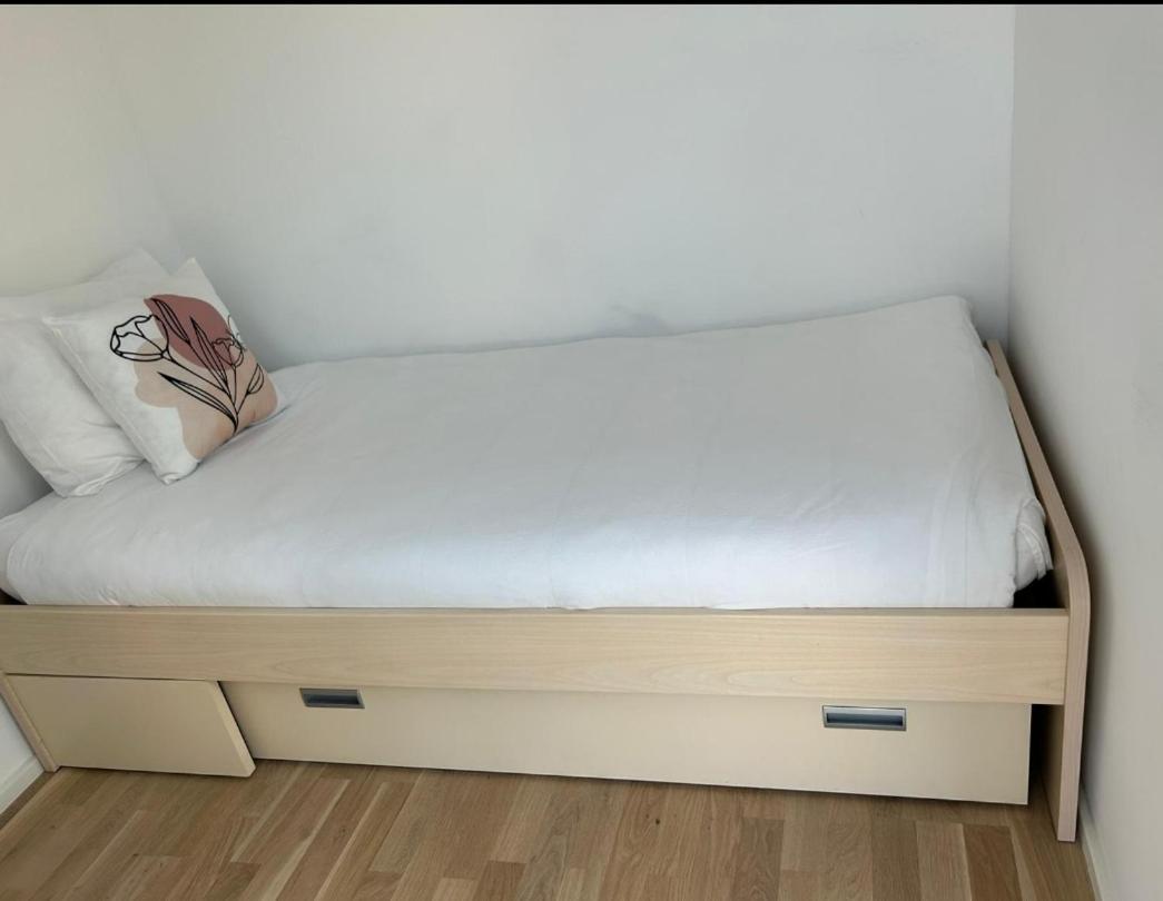 New Spacious Two Bedroom Center With Parking, Near Public Transport لوكسمبورغ المظهر الخارجي الصورة